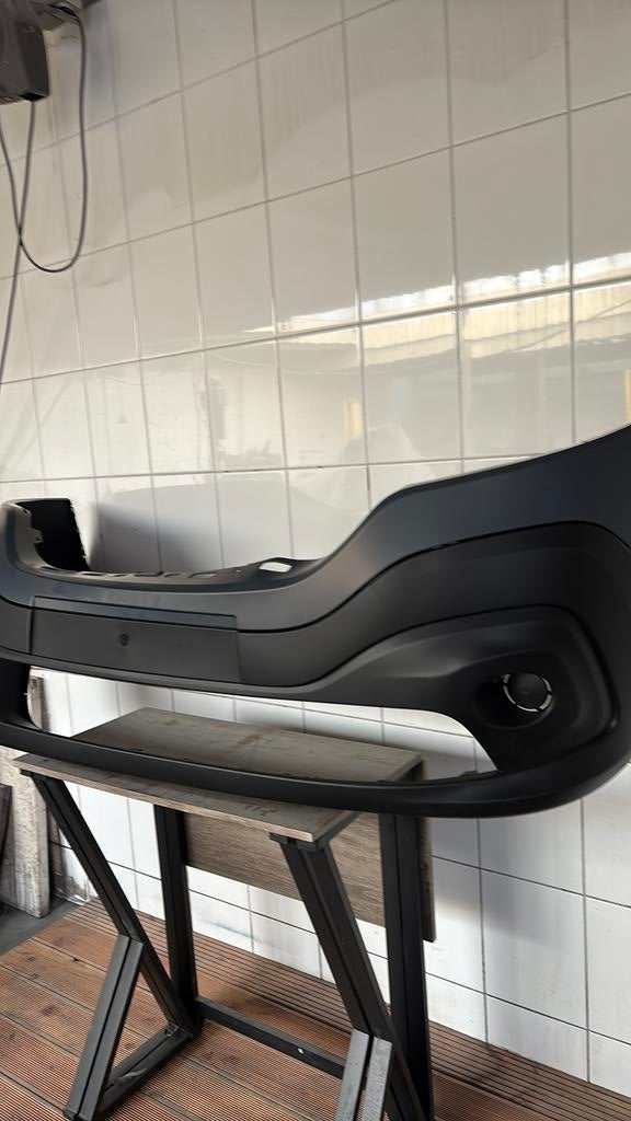 ⸻  Renault Trafic III Voorbumper – 620223380R, Nieuw, Ophalen of Verzenden, Bumper, Renault