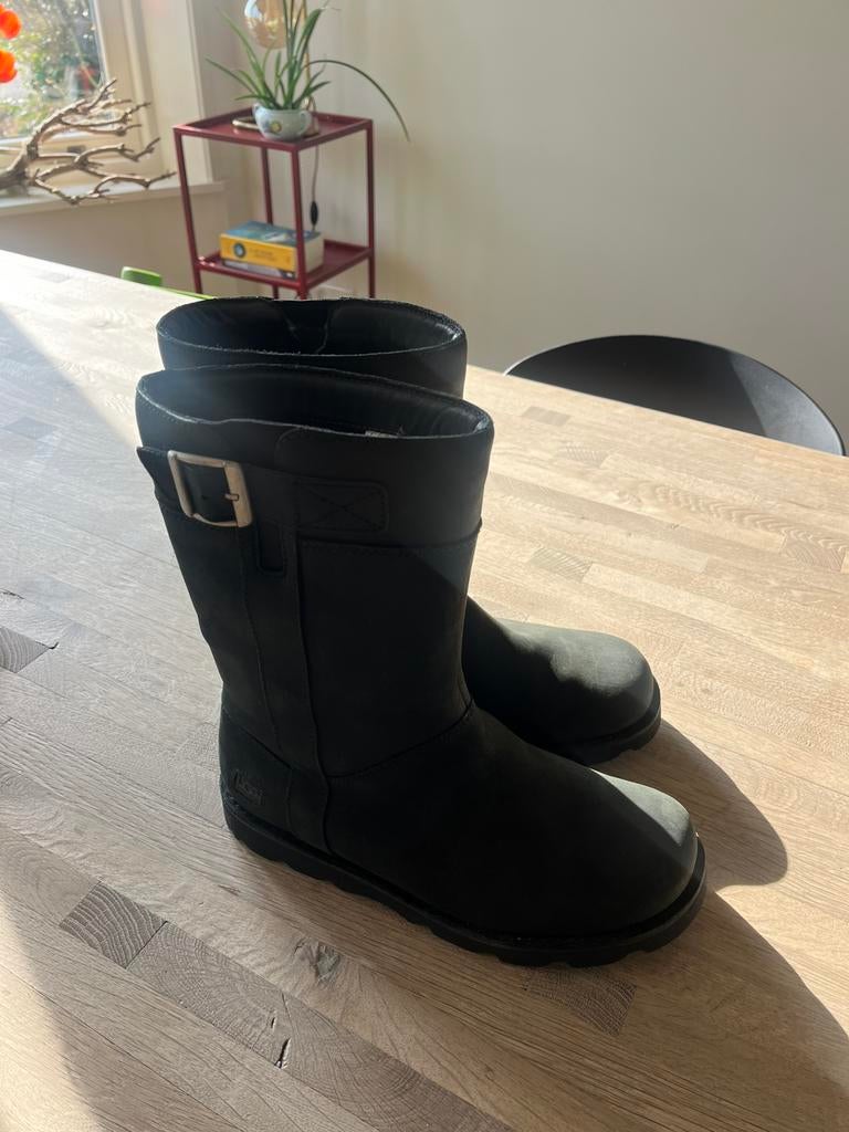UGG leren laarzen maat 40,5 nieuw, Hoge laarzen, Zwart, Nieuw, Ophalen of Verzenden