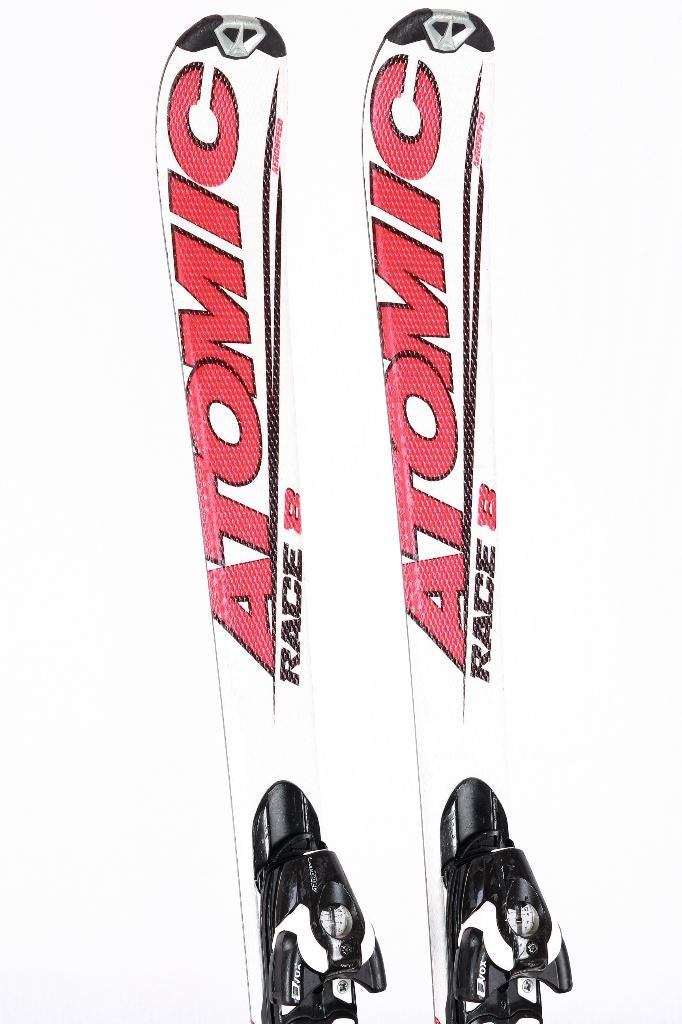 140 kinder ski's ATOMIC RACE 8, aerospeed, white/red, Gebruikt, 100 tot 140 cm, Ophalen of Verzenden, Carve