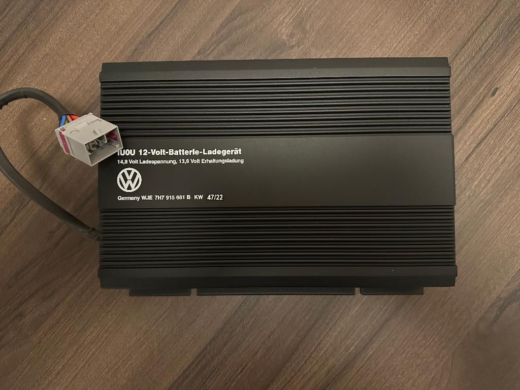 VW T5 T6 T6.1 California acculader 7H7915681B Nieuw, Verzenden, Nieuw