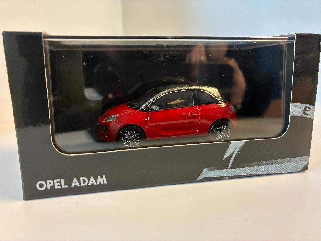 29672: Opel Adam - 2018 - Iscale 1:43, Hobby en Vrije tijd, Modelauto's | 1:43, Overige merken, Nieuw, Ophalen of Verzenden, B.moebus@iscale.eu