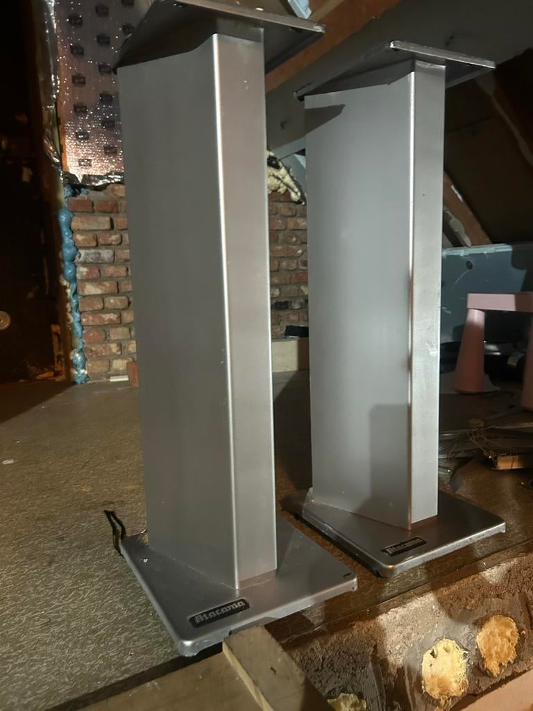 Atacama Speaker Stands - Perfecte Staat! 62 cm hoog, Audio, Tv en Foto, Luidsprekers, Ophalen of Verzenden, Zo goed als nieuw