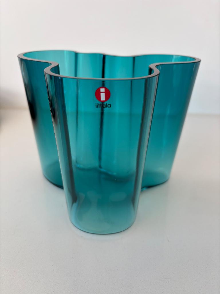 Iittala Alvar Aalto vaas 120 mm seablue, Blauw, Ophalen of Verzenden, Minder dan 50 cm, Glas