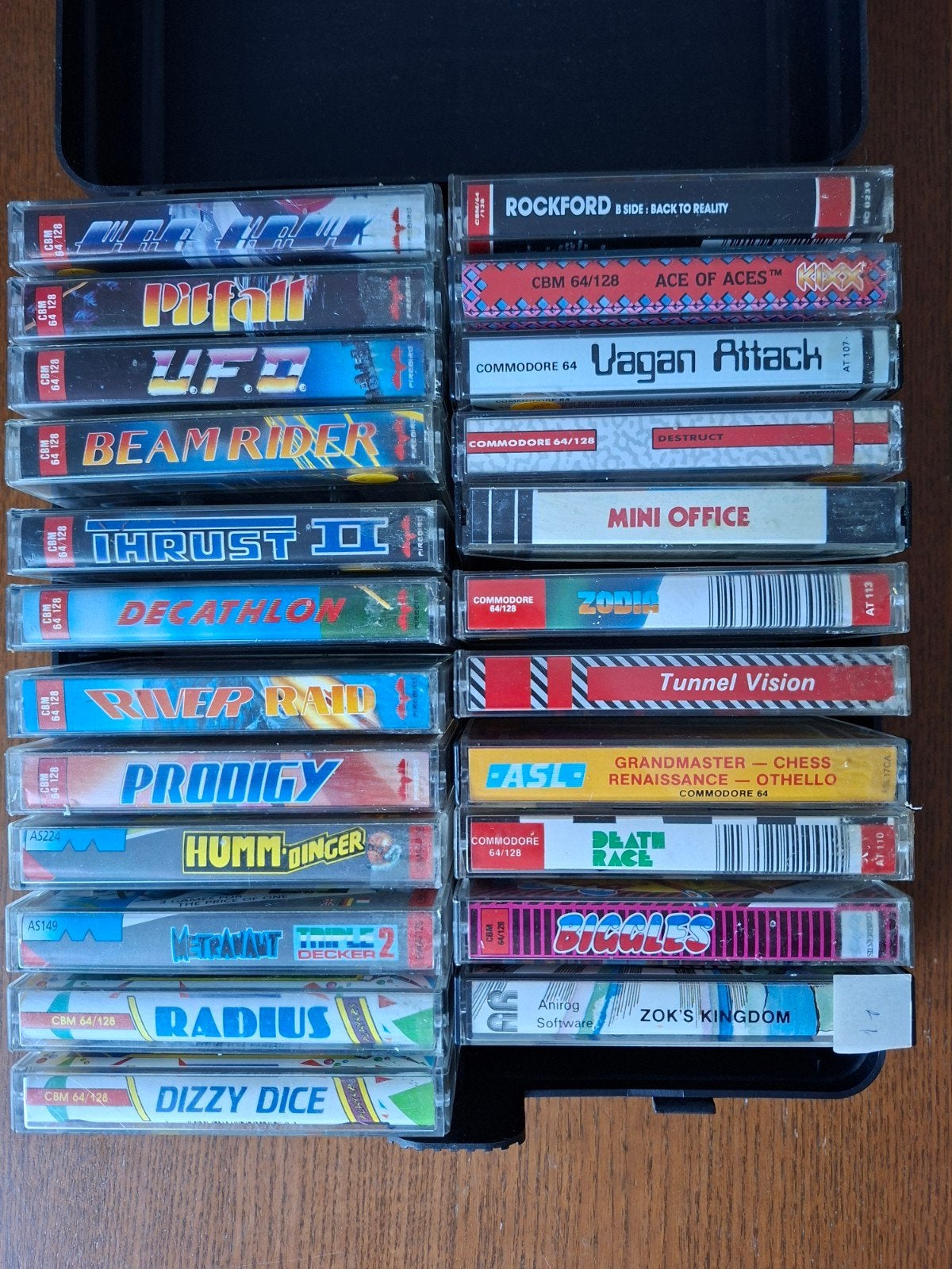 Commodore 64 spellen verzameling C64 cassette + koffer, Computers en Software, Vintage Computers, Ophalen of Verzenden
