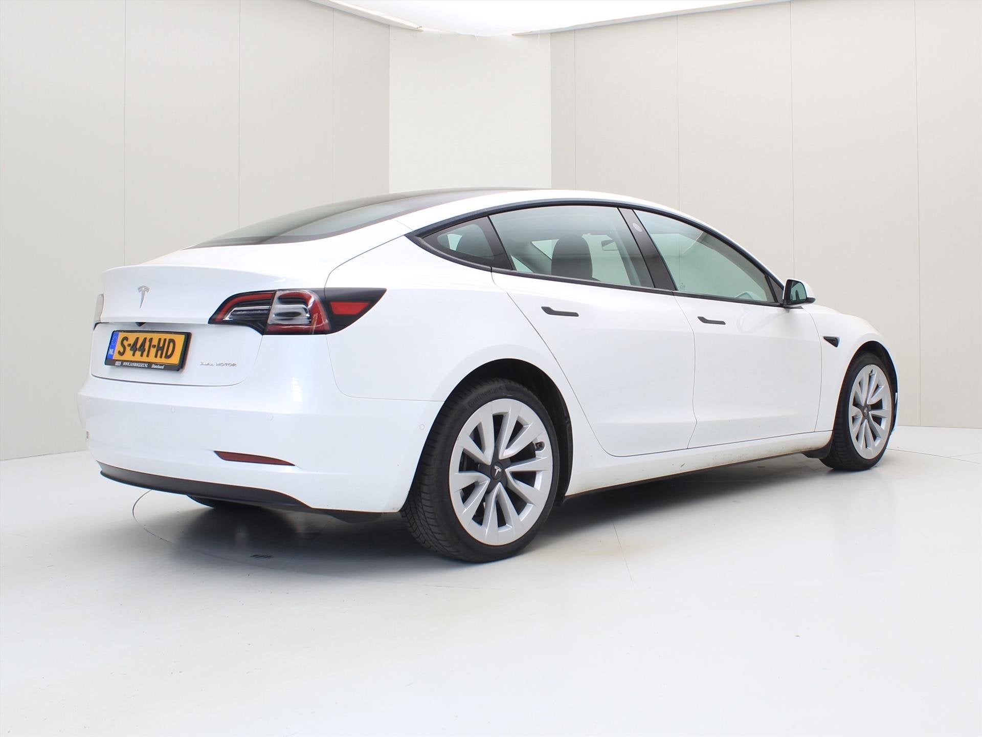 Tesla Model 3 Long-Range AWD 351pk 75 kWh 92.7% SoH UPGRADE, Auto's, Automaat, Gebruikt, Zwart, Wit