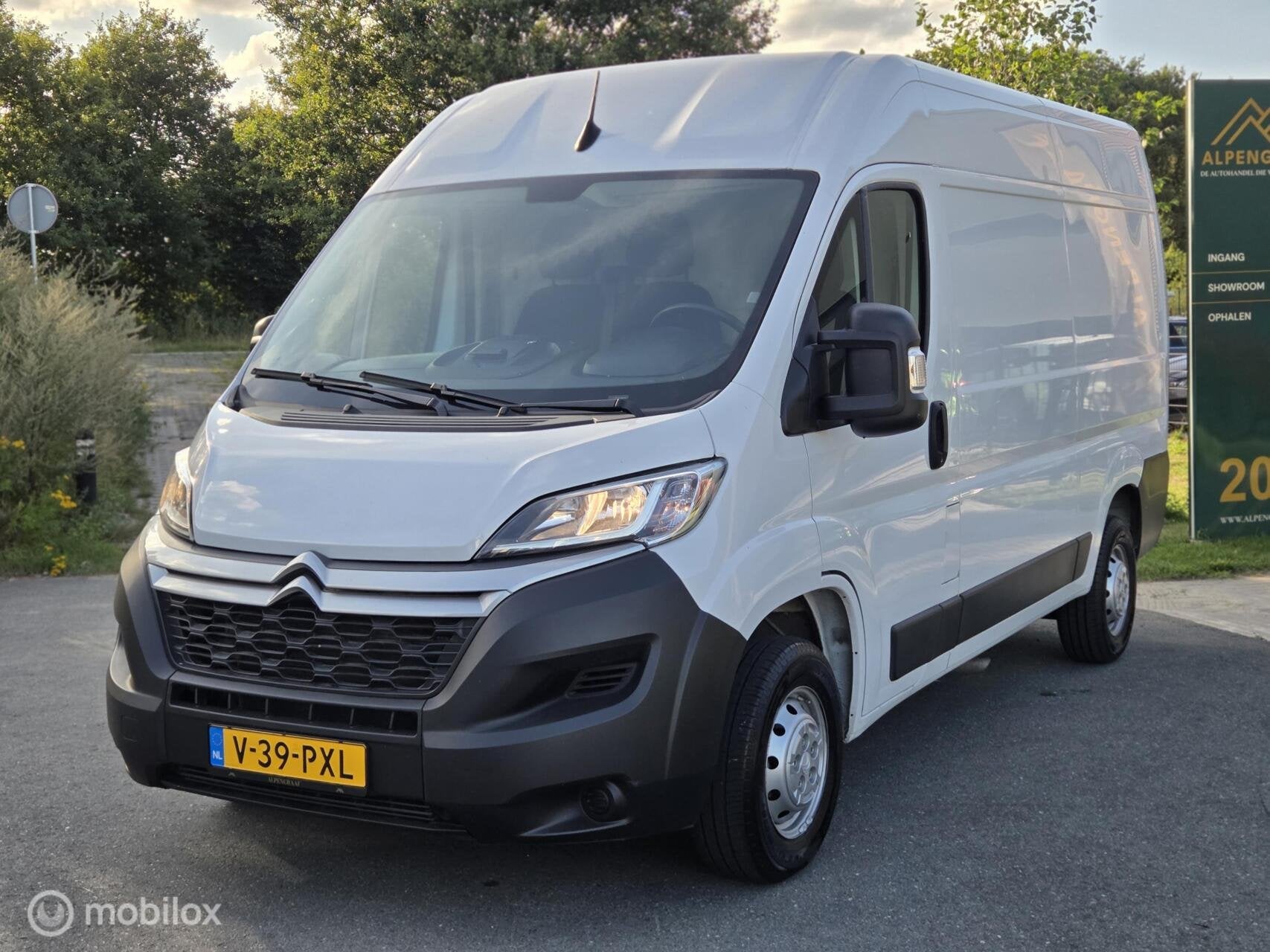 Citroen Jumper bestel 35 2.2 BlueHDi 140 L2H2 Club, Auto's, Voorwielaandrijving, Gebruikt, Euro 6, 4 cilinders