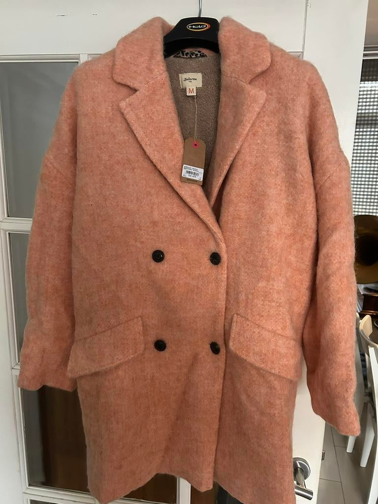 Bellerose jas nog nooit gedragen, Ophalen of Verzenden, Nieuw, Maat 38/40 (M), Roze