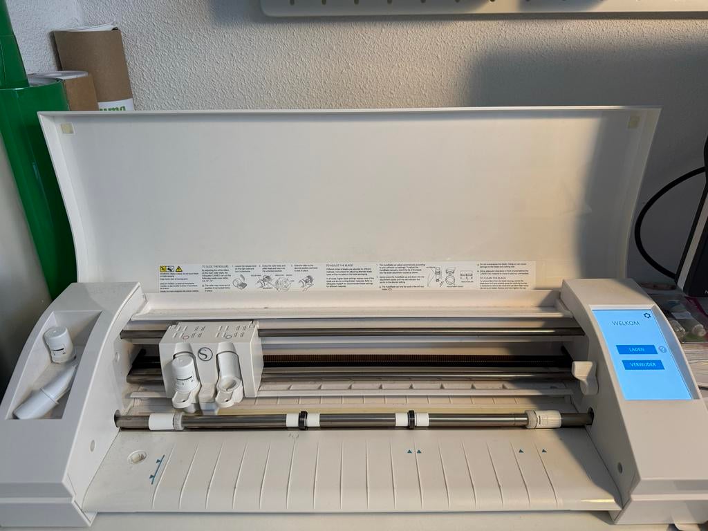 Silhouette Cameo 3 met snijmesjes en rolhouder, Computers en Software, Printers, Gebruikt, Ophalen