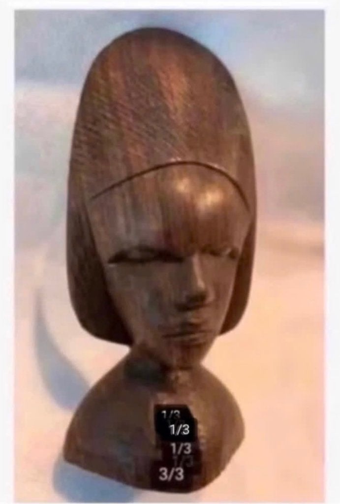 Houten Afrikaans beeld, 22 cm hoog, platte achterzijde, Ophalen of Verzenden