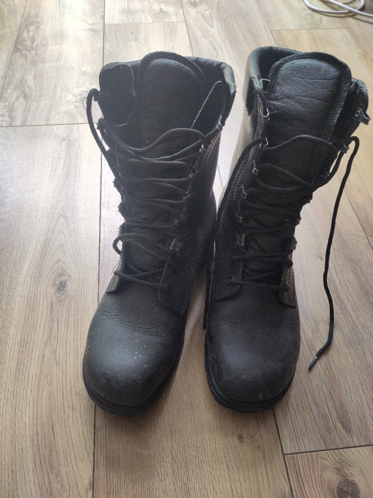 Legerkisten - 1 keer gedragen maat 285M, Ophalen, Zwart, Boots, Zo goed als nieuw