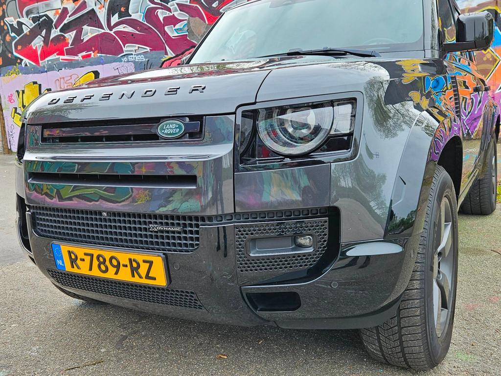 Land Rover Defender 110 110 2.0 P400e X-Dynamic HSE, Automaat, Gebruikt, 3000 kg, Vierwielaandrijving