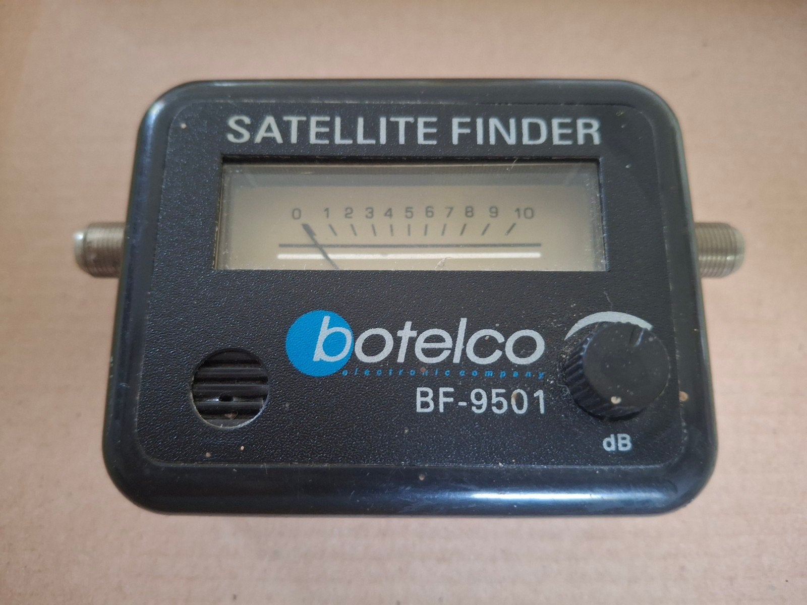 Botelco Satellite Finder BF 9501, Audio, Tv en Foto, Schotelantennes, Ophalen of Verzenden, Zo goed als nieuw, (Schotel)antenne-accessoires