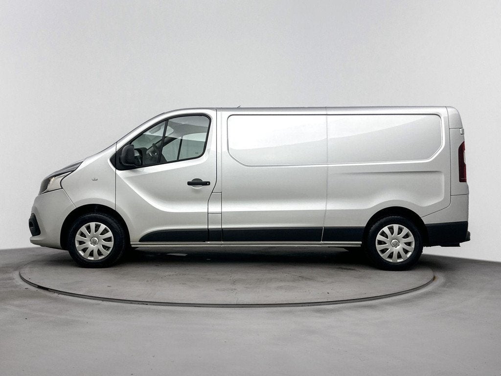 Renault Trafic 1.6 dCi 120 Pk T29 L2H1 Luxe | Navigatie | Ai, Auto's, Bestelauto's, Voorwielaandrijving, Gebruikt, Euro 6, 4 cilinders