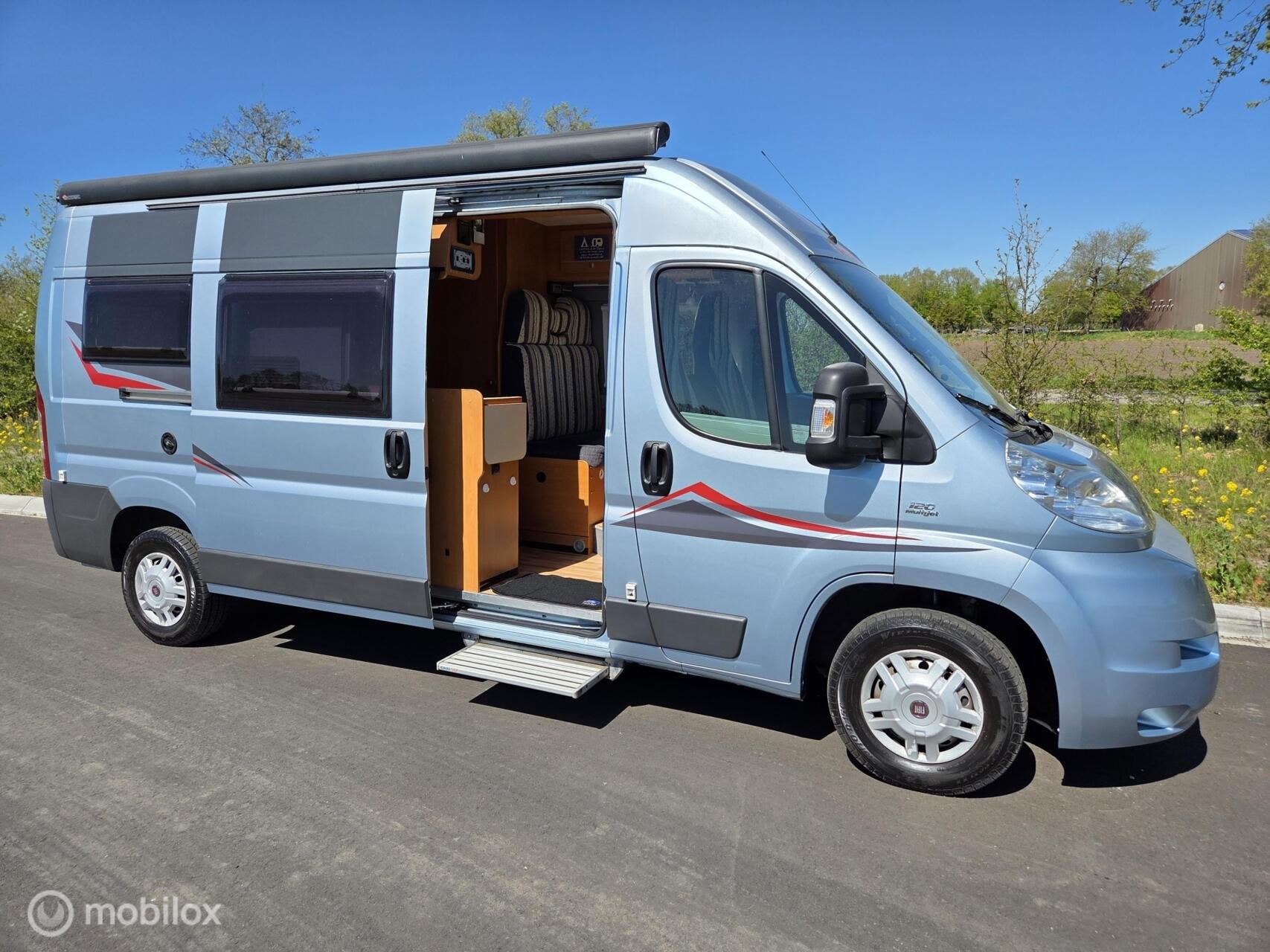 Caravans And Camping Buscamper