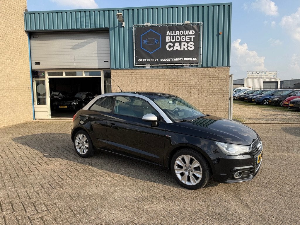 Audi A1 1.4 TFSI automaat s line, Euro 5, Zwart, 4 cilinders, 4 stoelen