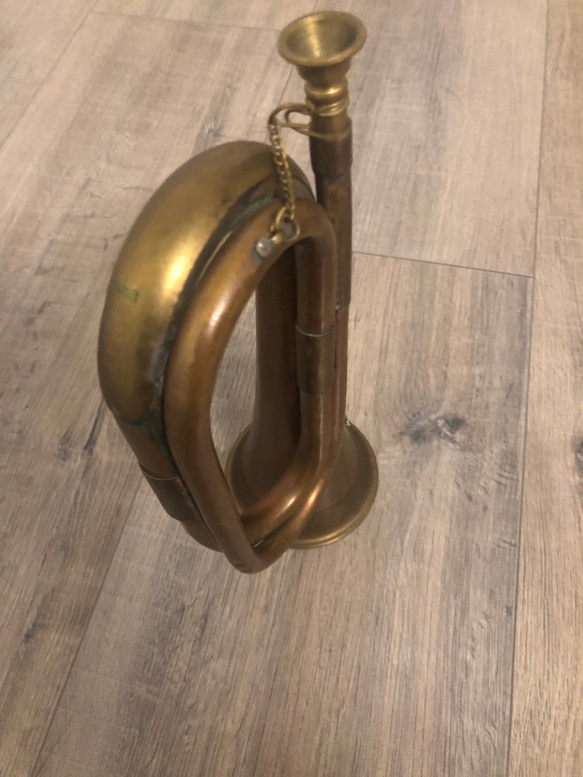 Antieke koperen trompet/bugel met embleem, Muziek en Instrumenten, Ophalen of Verzenden, Gebruikt, Overige typen
