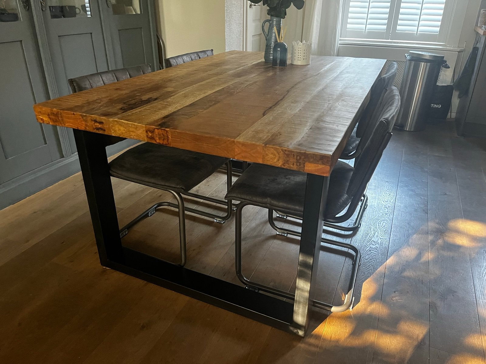 Eetkamertafel trevor mangohout 160x100cm, Ophalen, Gebruikt, 100 tot 150 cm, 150 tot 200 cm