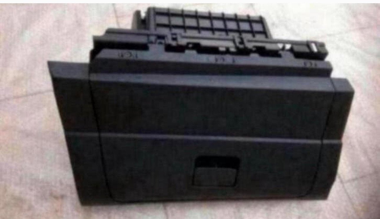 Dashboardkastje Nissan Micra (K14) Origineel uit 2018 NIEUW, Ophalen of Verzenden, Gebruikt, Nissan