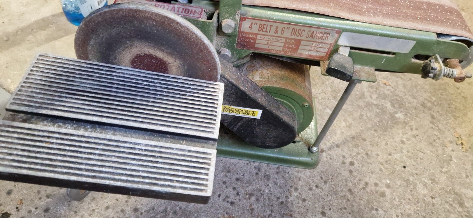 huvema HU 100 BDS bandSchuurmachine - met schuurschijf, Doe-het-zelf en Verbouw, Gereedschap | Schuurmachines, Ophalen, Gebruikt