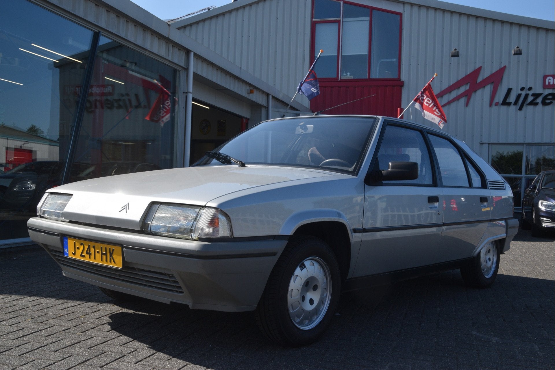 Citroën BX 1.6 Trekhaak | Radio | Centrale deurvergrendelin, Auto's, Oldtimers, Voorwielaandrijving, Centrale vergrendeling, Stof