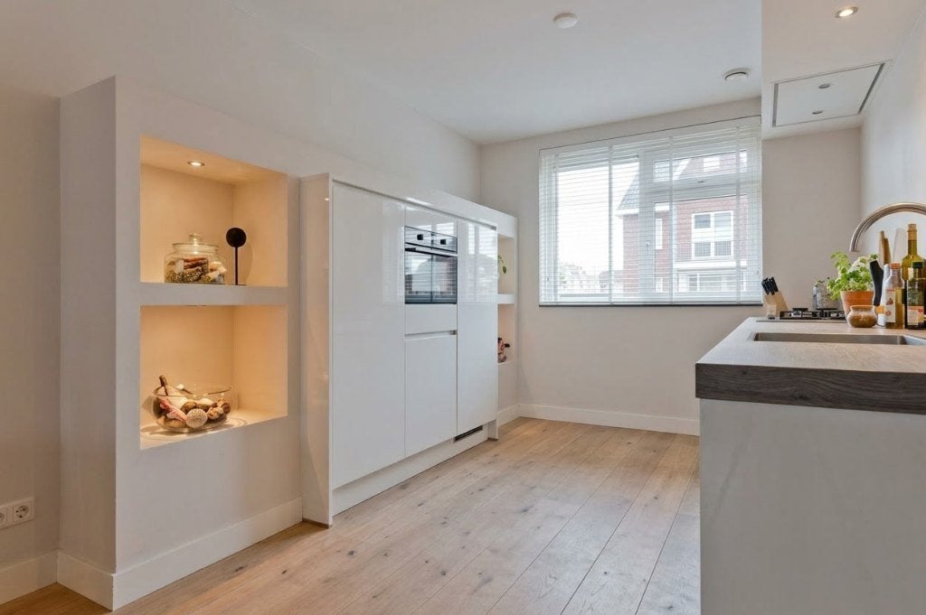 Luxe Witte Hoogglans Greeploze Keuken+ATAG GEDEMONTEERD, Wit, Dubbelwandige keuken, Ophalen of Verzenden, Zo goed als nieuw
