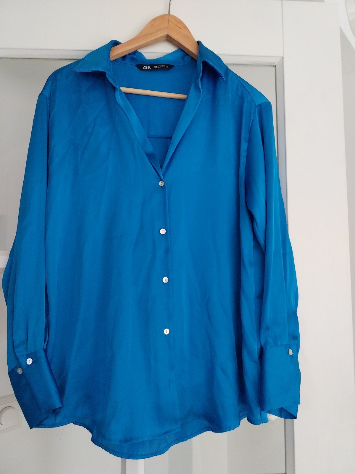 Glimmende blauwe blouse, Ophalen of Verzenden, Zo goed als nieuw, Blauw