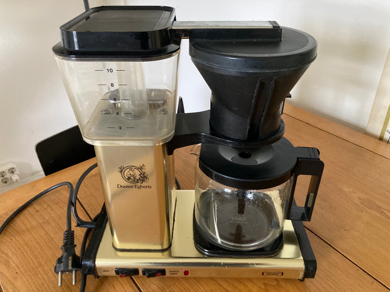 Moccamaster mooie goudkleurige uitvoering, Witgoed en Apparatuur, Koffiezetapparaten, 4 tot 10 kopjes, Ophalen of Verzenden, Zo goed als nieuw