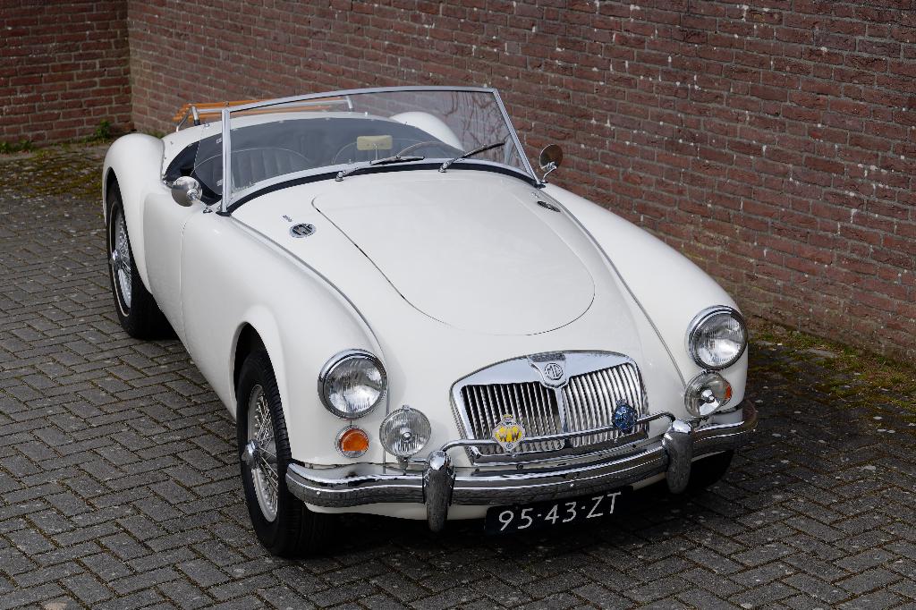 MG A MK  I 1600 | Gerestaureerd | Power Stering, Auto's, Achterwielaandrijving, Zwart, Cabriolet, 1600 cc