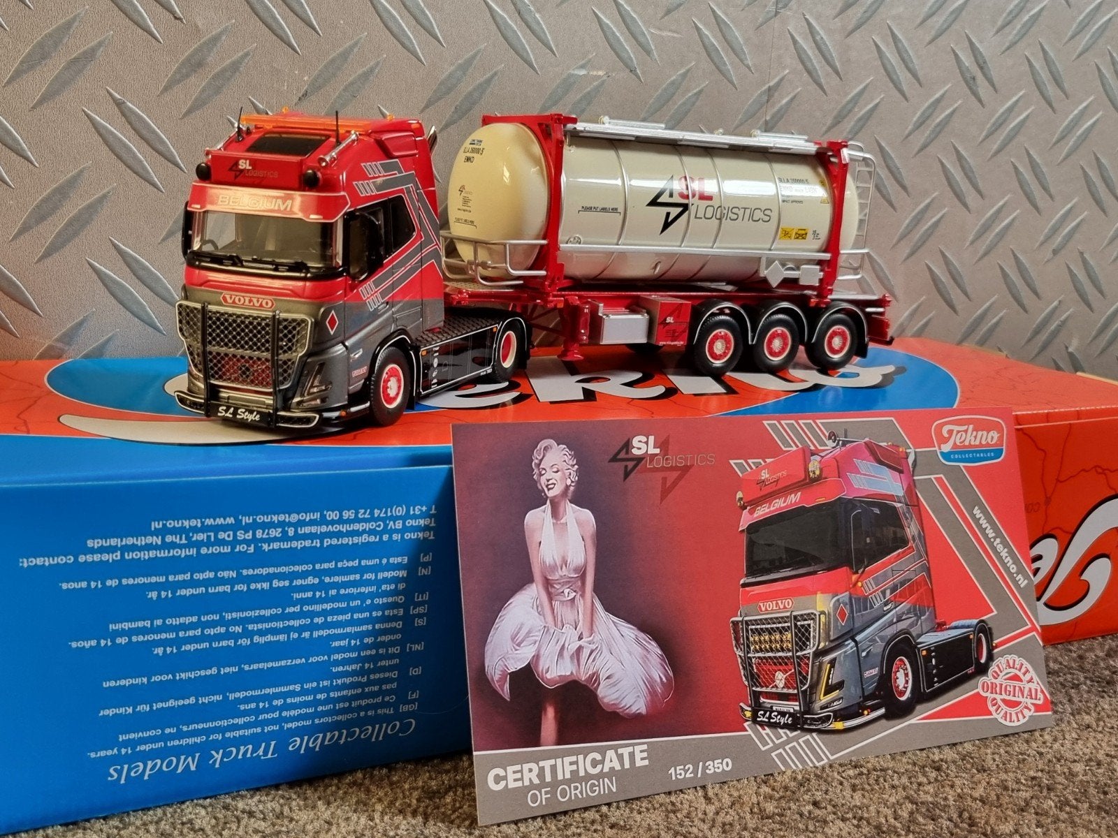 Tekno SL Logistics., Hobby en Vrije tijd, Modelauto's | 1:50, Ophalen of Verzenden, Nieuw, Bus of Vrachtwagen, Tekno