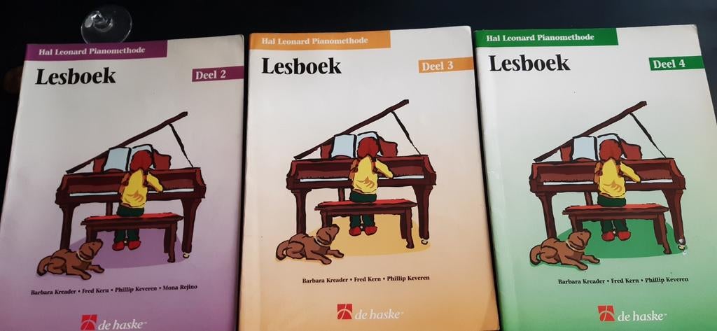 3 prachtige piano lesboeken  Hal Leonard dl 2, 3 en 4, Muziek en Instrumenten, Bladmuziek, Gebruikt, Les of Cursus, Ophalen of Verzenden
