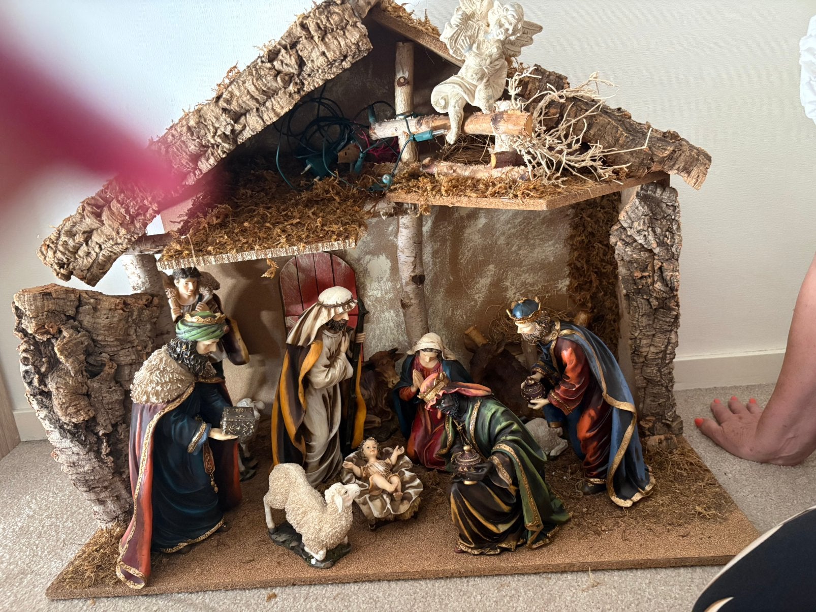 Kerststal met porseleinen beelden, Ophalen, Zo goed als nieuw