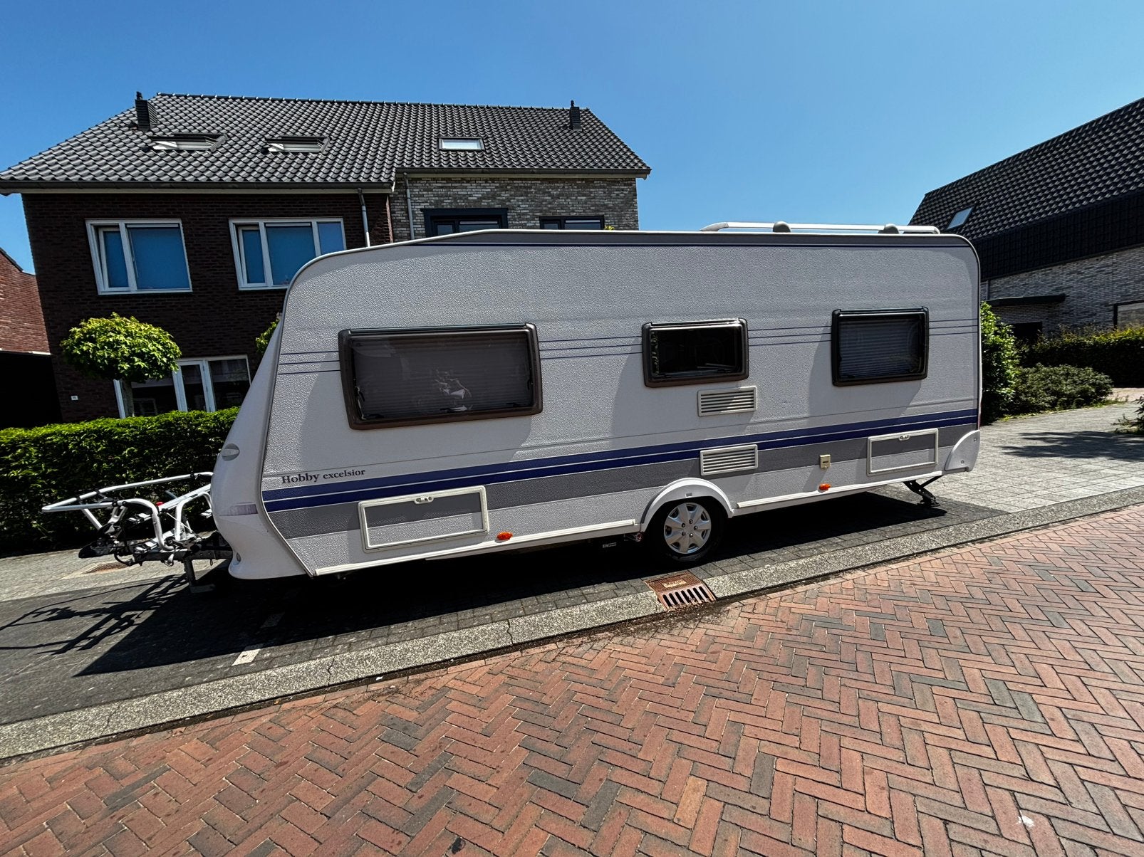 Hobby Excelsior uit 2007 ZEER COMPLEET, Caravans en Kamperen, Rondzit, Hobby, Particulier, Oven