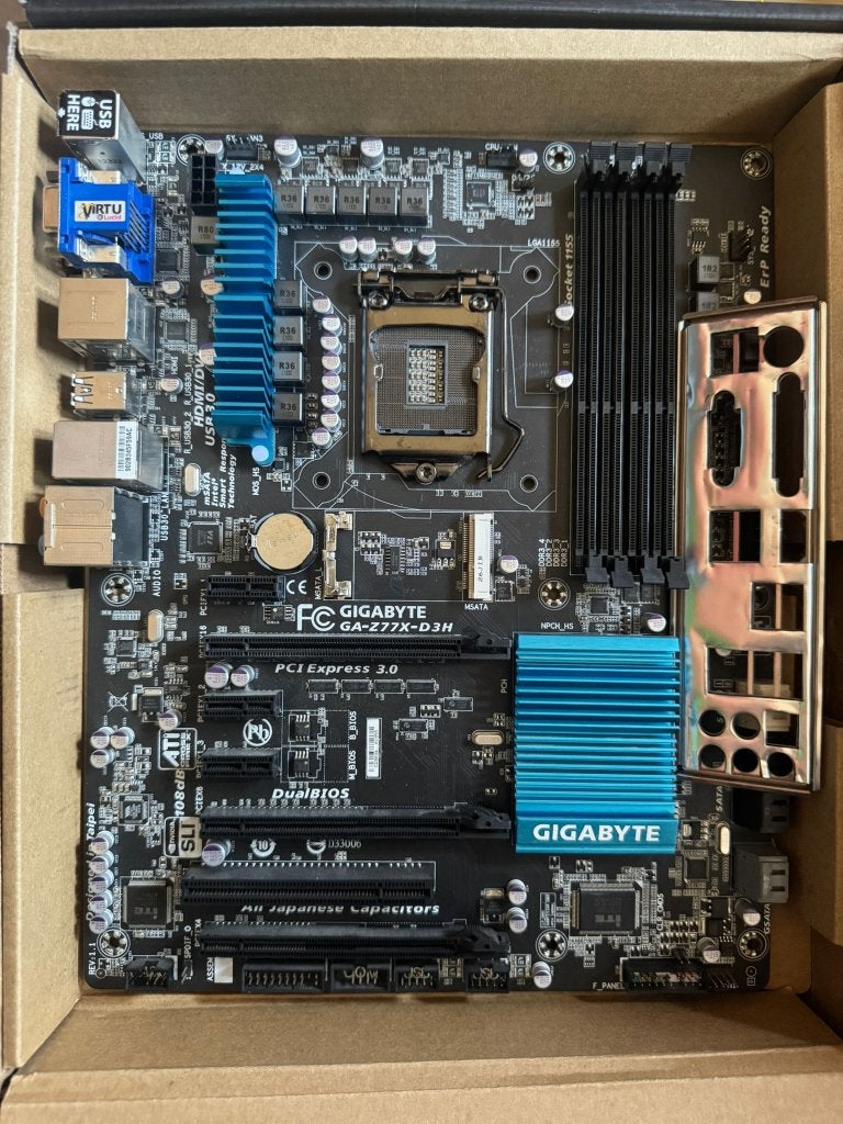 Gigabyte Motherboard, Computers en Software, Moederborden, Ophalen, Refurbished, DDR3, ATX