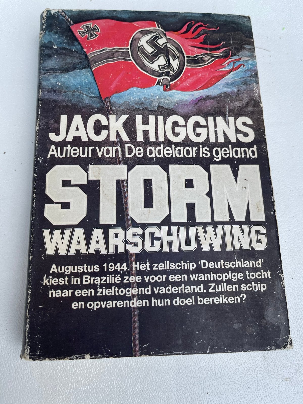Jack Higgins - Storm Waarschuwing (Paperback), Ophalen of Verzenden, Gelezen, Europa overig