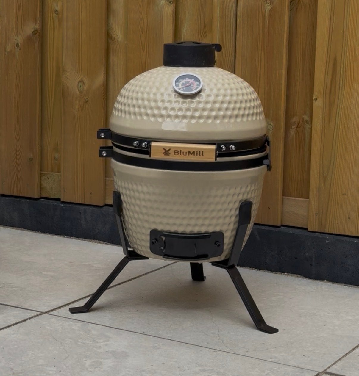 Nieuwe BluMill Kamado Mini Barbecue Grill met Thermometer, Ophalen, Nieuw
