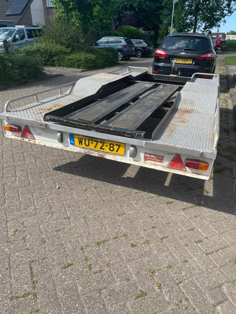 Autoambulance moet weg, Ophalen, Gebruikt