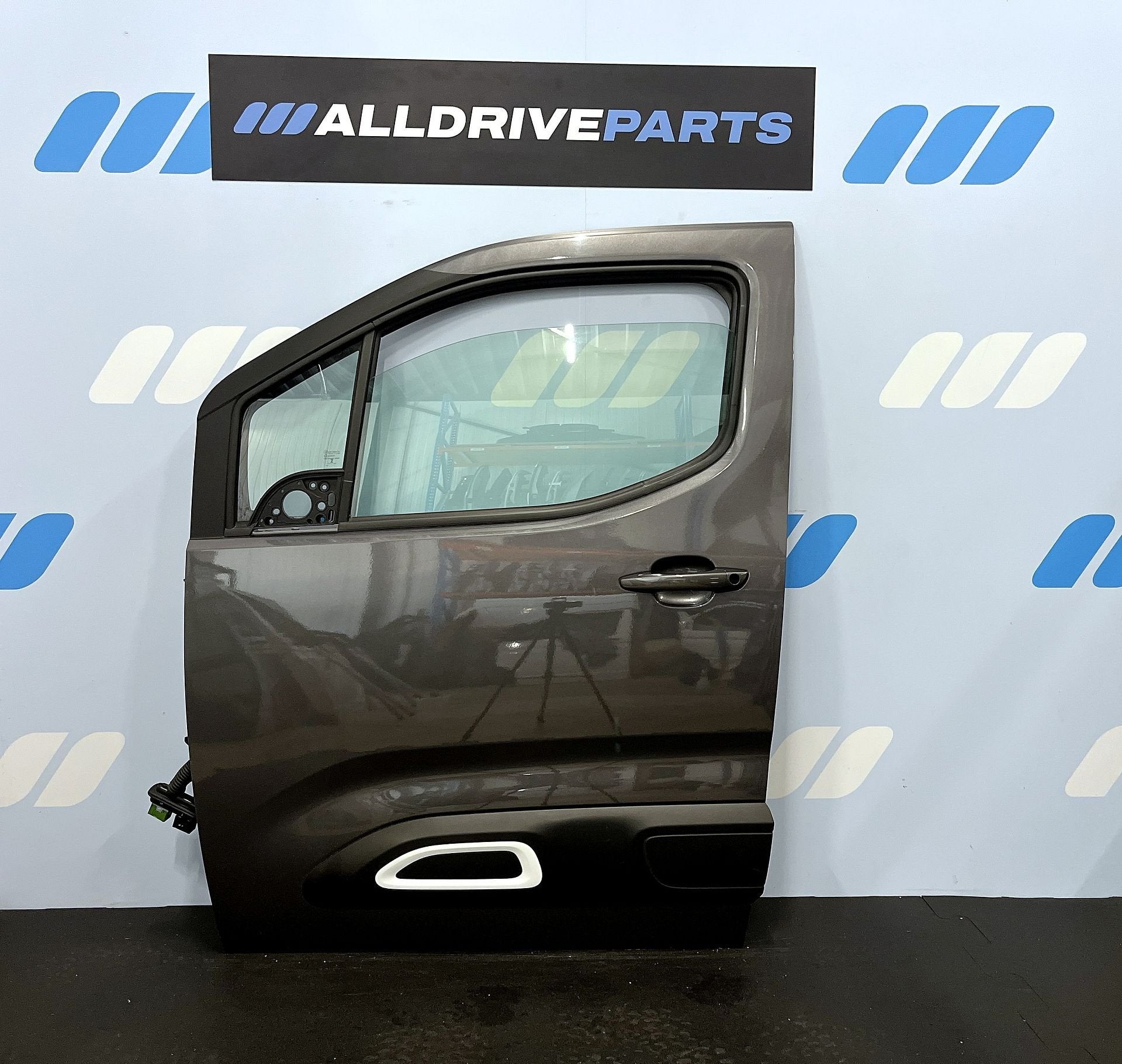 Voorportier L Citroen Berlingo donkergrijs EVL 9822696380