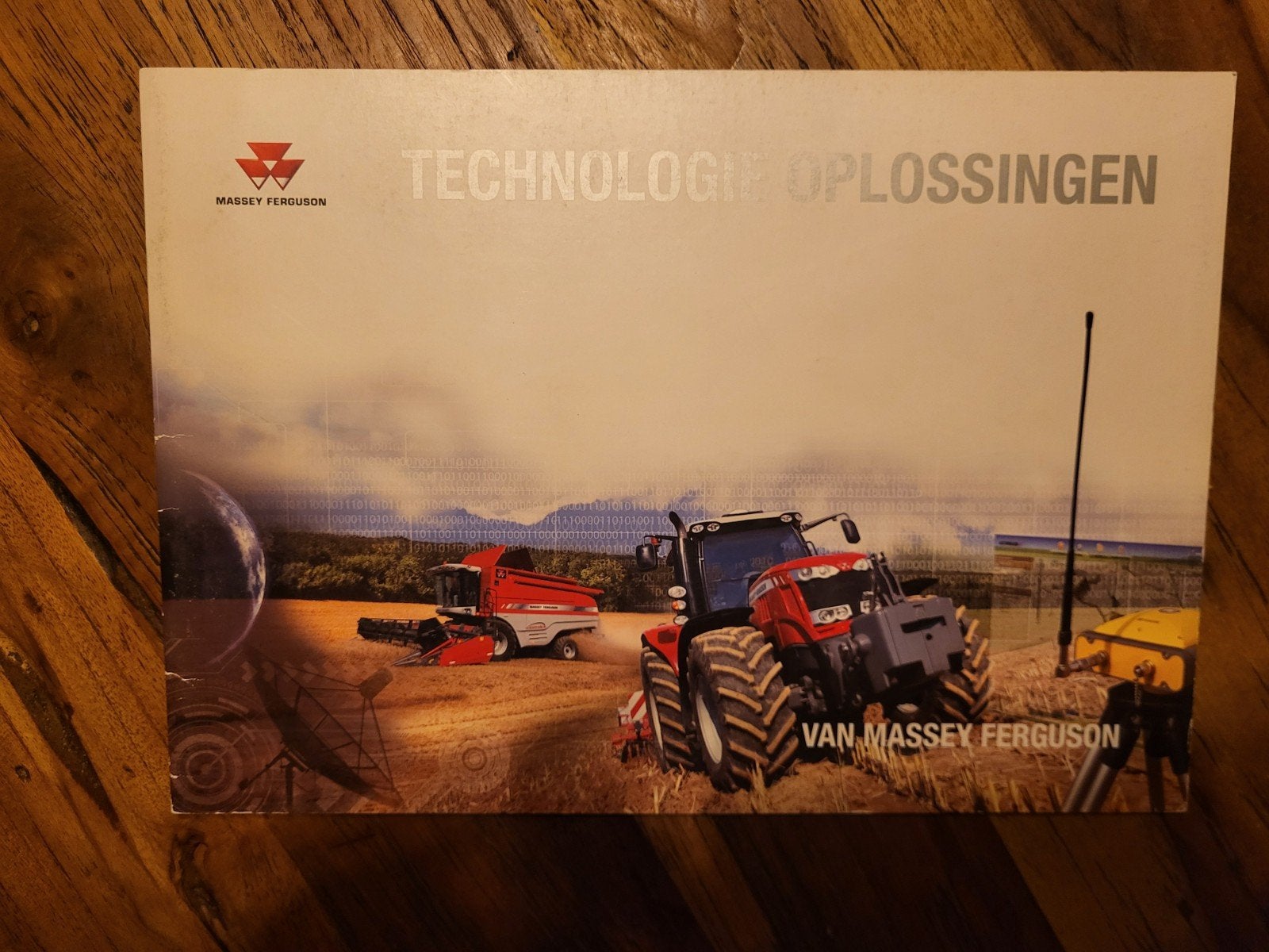 tractor folder Massey Ferguson technologie oplossingen, Ophalen of Verzenden