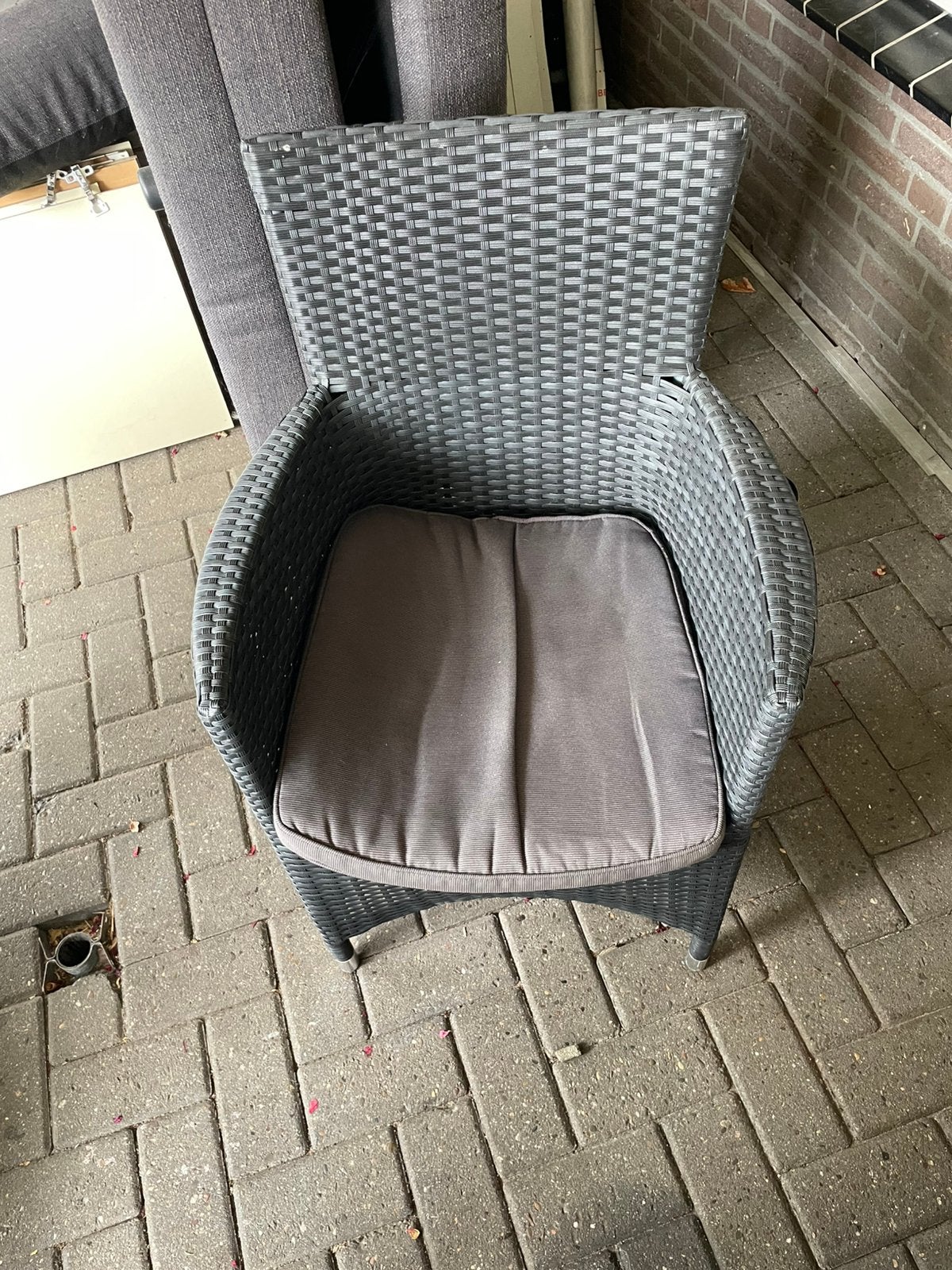 4 tuinstoelen met kussen, Ophalen, Gebruikt, Wicker