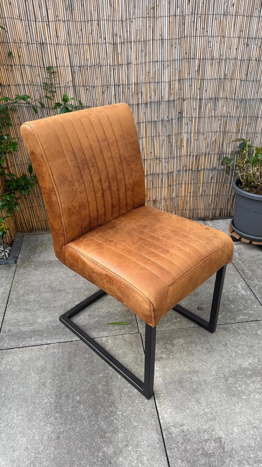 kunst leren eetmakkerstoelen/ bruin 4 stuks  in ijmuiden, Huis en Inrichting, Ophalen, Gebruikt, Kunststof, Bruin