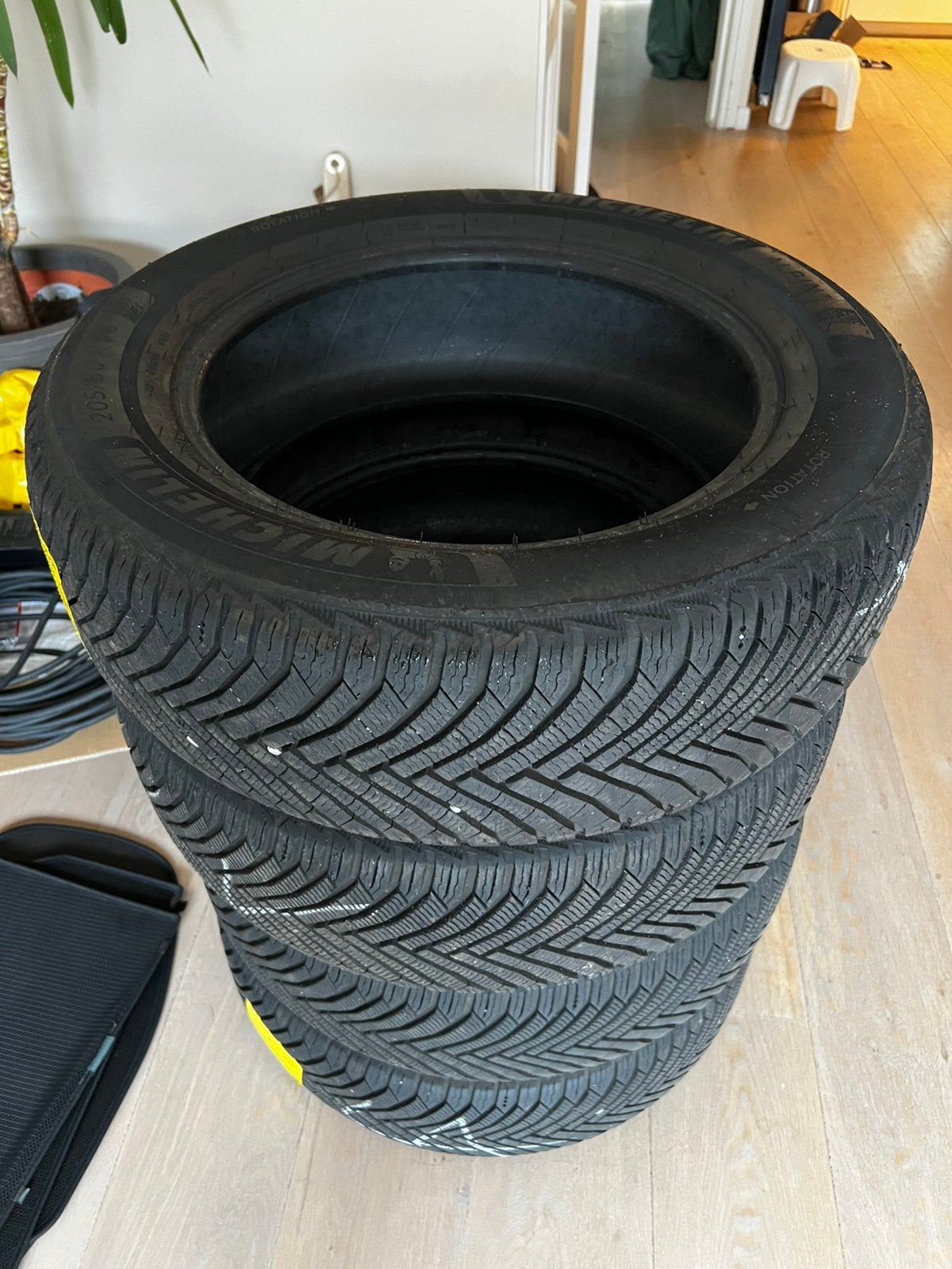 KIA Niro Winterband Michelin Alpin 7 205/60 R16, Ophalen, Zo goed als nieuw