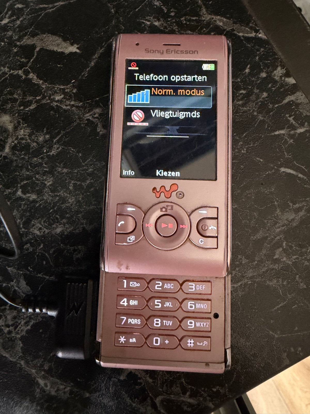 Sony Ericsson W810i Walkman Telefoon - Roze/Bruin, Gebruikt, Overige kleuren, Fysiek toetsenbord, Ophalen of Verzenden
