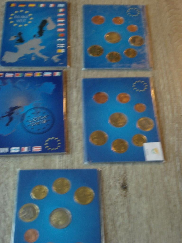 MUNTSETS  5 MAAL  O.A. FINLAND, Verzenden, Finland, 2 euro, Setje