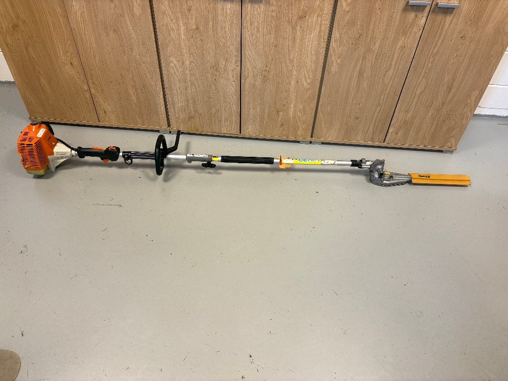 Stihl KM 85 R combimotor met struiksnoeier, Ophalen, Gebruikt, Mertstraat 5, Verkoop@teeuwentuinmachines.nl