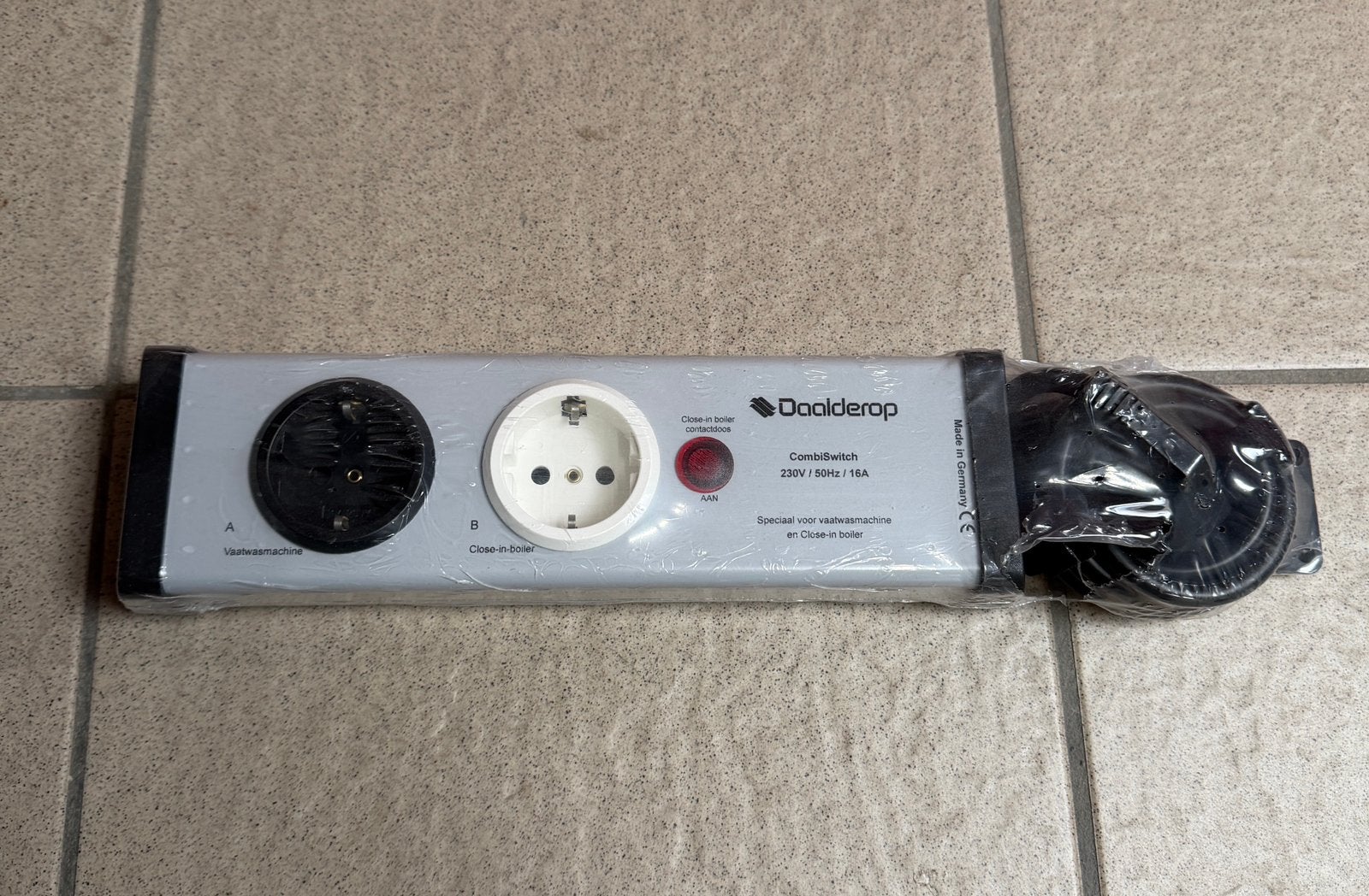 Itho Daalderdop Combiswitch verdeeldoos, Doe-het-zelf en Verbouw, Ophalen of Verzenden, Zo goed als nieuw, Kabel of Snoer