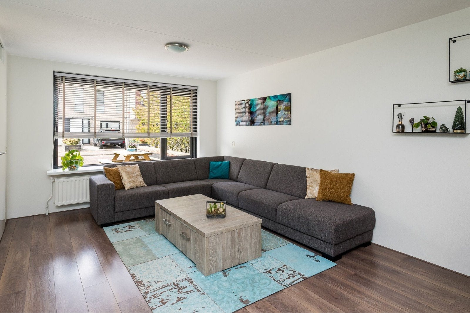 Moderne Hoekbank - Grijs Stof - Comfortabel en Ruim, Huis en Inrichting, Banken | Bankstellen, Ophalen, Gebruikt, Vierpersoons of meer