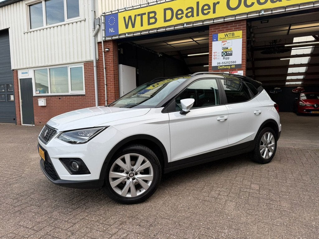 Seat Arona 1.0 TSI Style Business Intense, Trekhaak, Navi De, Auto's, Seat, Voorwielaandrijving, Stof, Gebruikt, 95 pk
