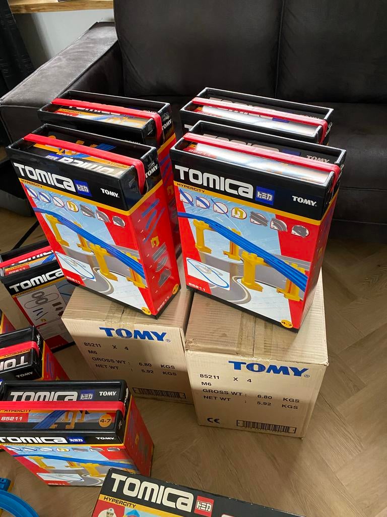 Complete Tomica verzameling met dozen, Ophalen, Zo goed als nieuw, Jongen of Meisje