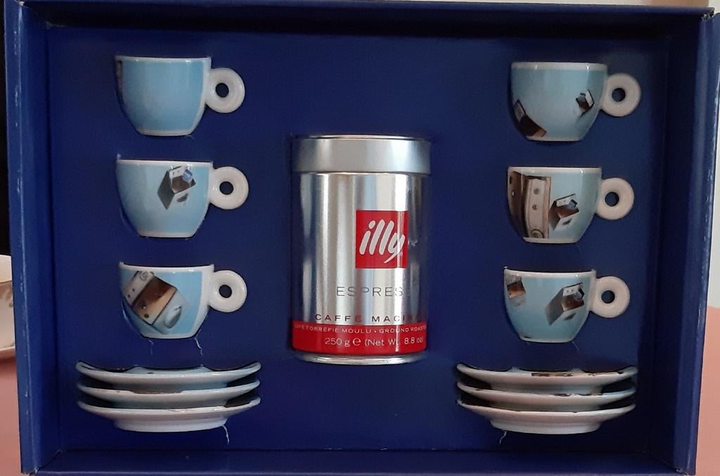 Illy art collection Norma J 2002, Verzamelen, Ophalen of Verzenden, Nieuw, Porselein, Kop en/of schotel
