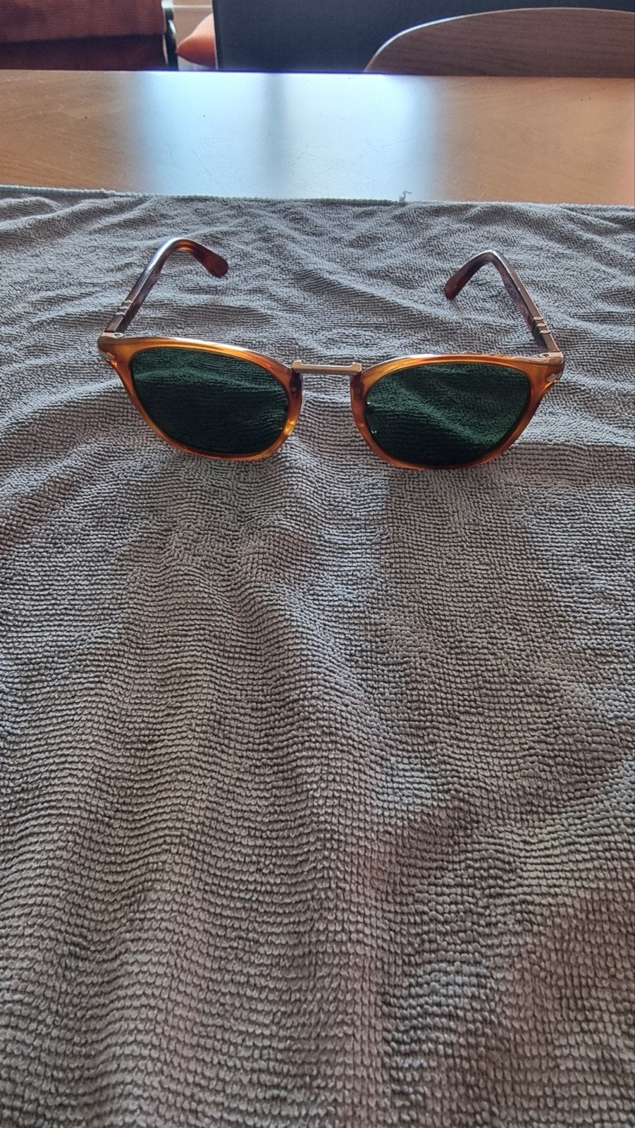 Persol Handgemaakte Zonnebril - Typewriter Edition, Sieraden, Tassen en Uiterlijk, Ophalen of Verzenden
